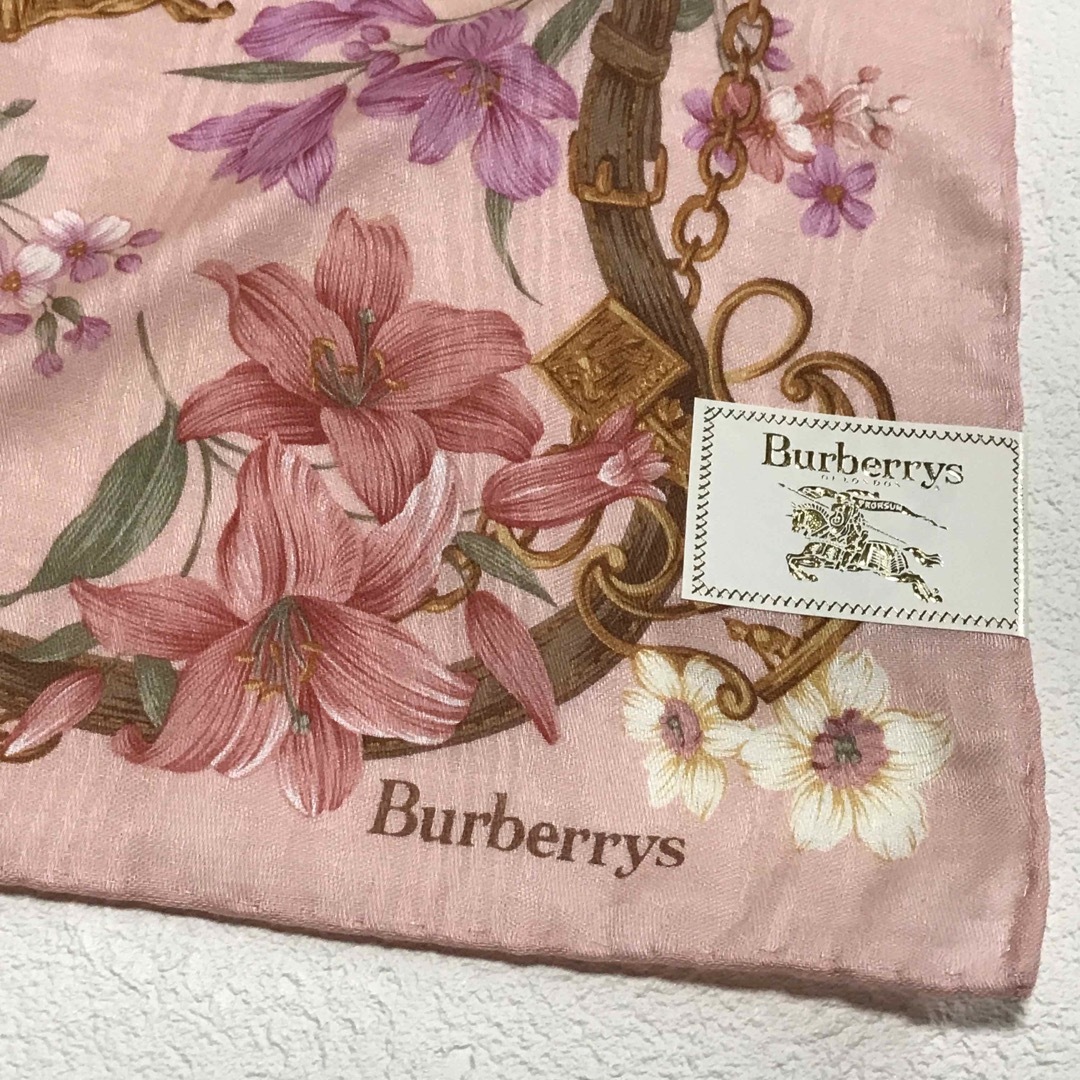 BURBERRY - 【新品未使用】バーバリー 大判ハンカチーフの通販 by おれ