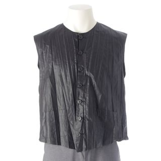 ISSEY MIYAKE（ベスト）のフリマアイテム一覧