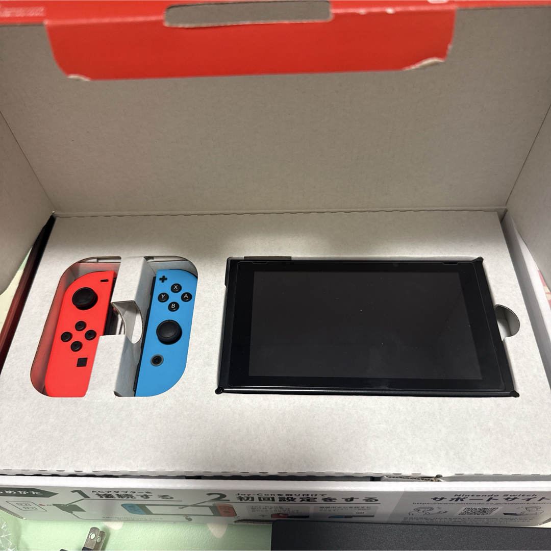 Nintendo Switch - Nintendo Switch 本体 青/赤【初期化済】の通販 by