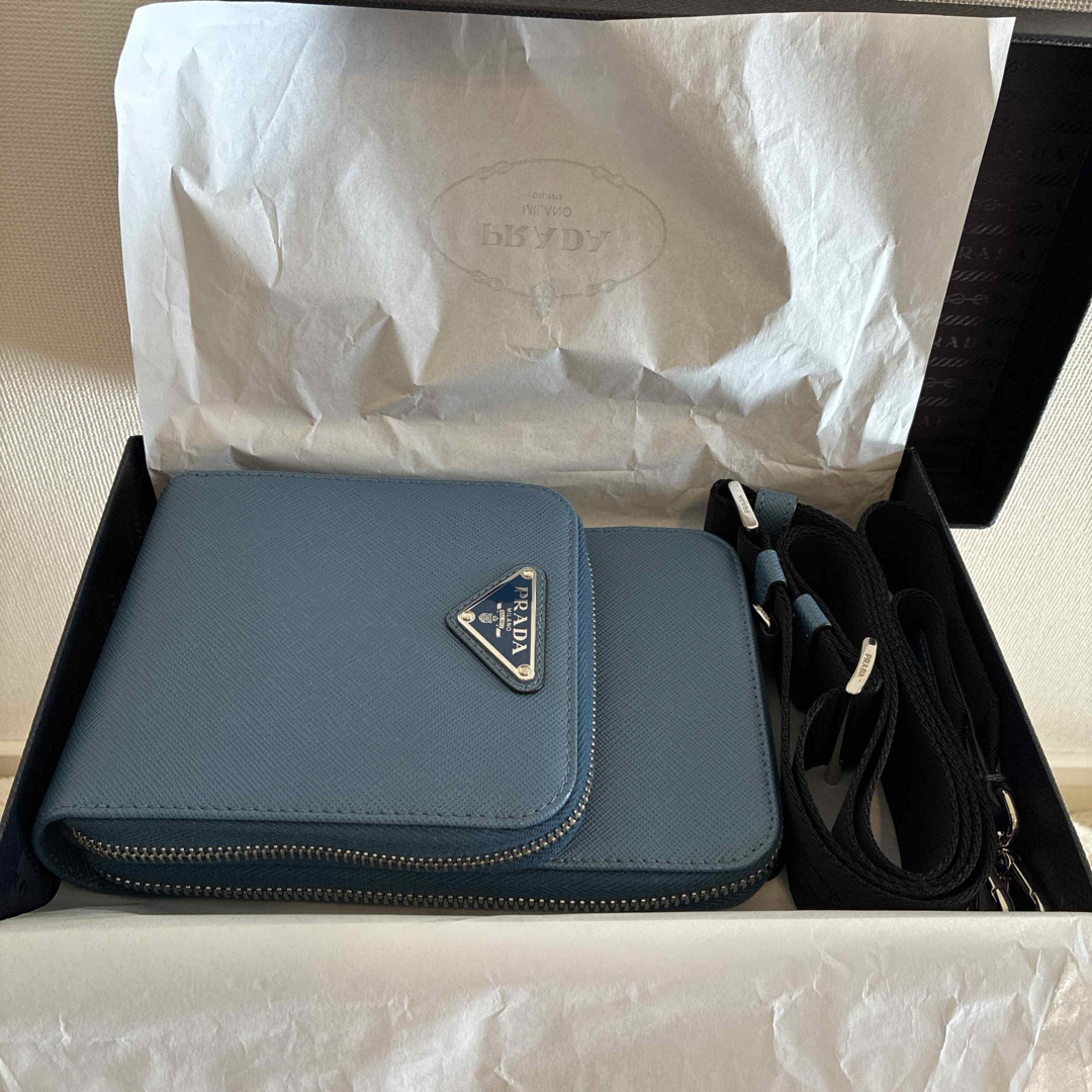 PRADA - プラダ ショルダーバッグ スマホケース サフィアーノ 未使用品