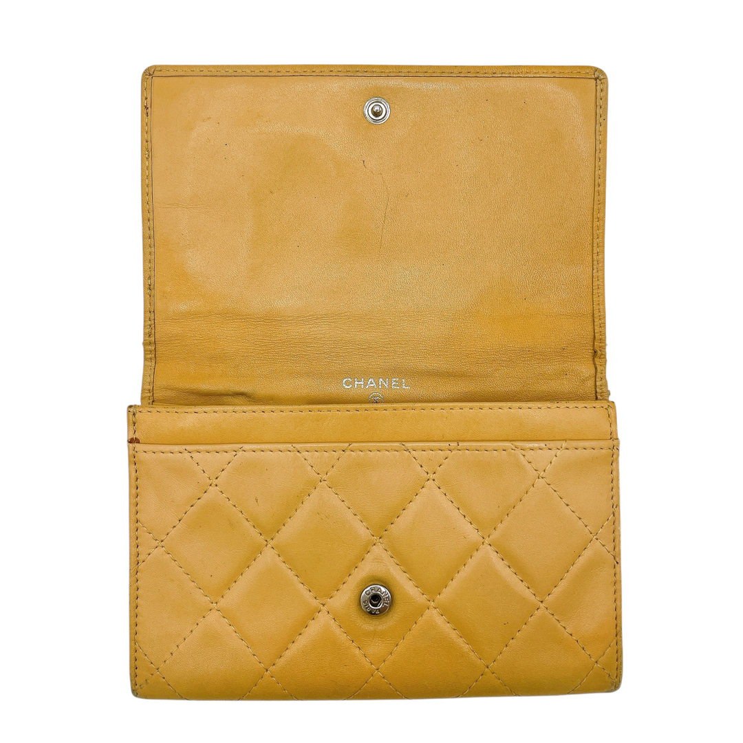 CHANEL - 良品 シャネル カンボンライン ココマーク 二つ折り財布