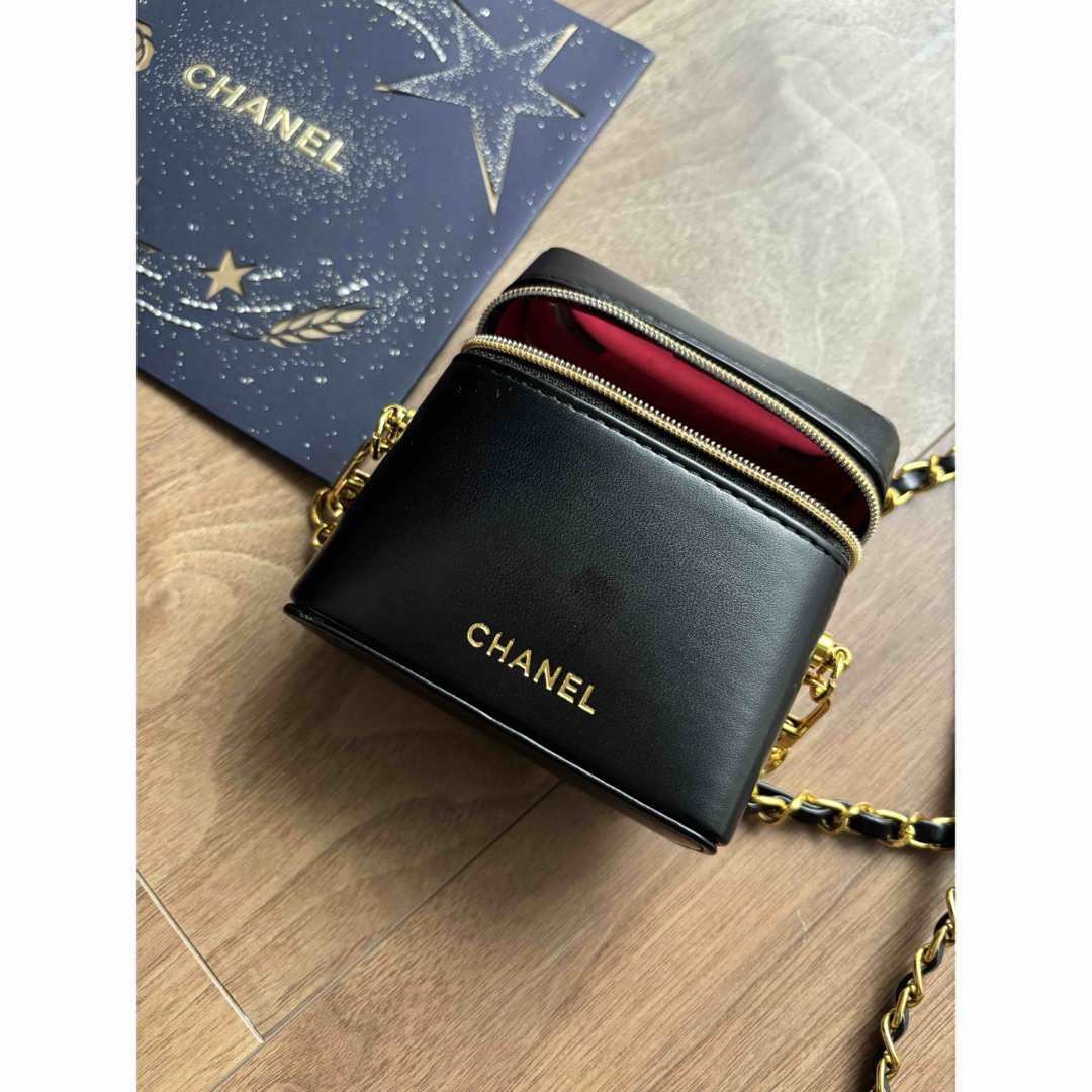 CHANEL - 新品 シャネル ノベルティ リップケースポーチ チェーン