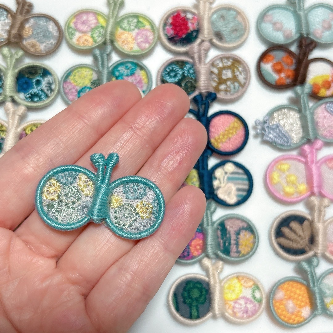 mina perhonen - 【1月発売分】ミナペルホネン ちょうちょのブローチ