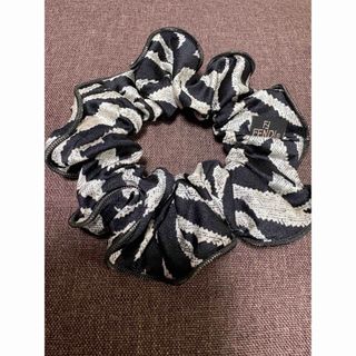 FENDI - フェンディ シュシュ ロゴ リボン ヘアゴム ブレスの通販 by