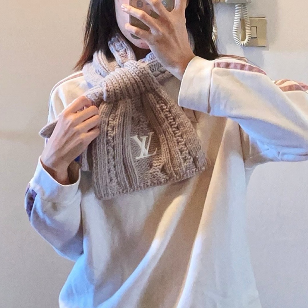 LOUIS VUITTON - マフラー・オンリー LV ミニケーブルの通販 by