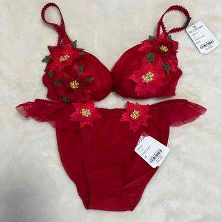 PEACH JOHN - 【期間限定お値下げ中】セーラームーン PJ なりきりブラ