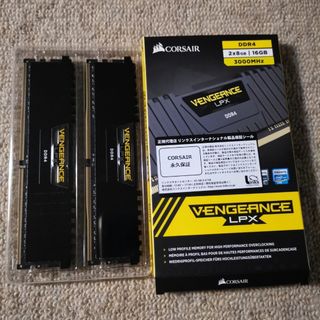 CORSAIR - 【中古】DDR4-3000 32GB(16GB×2枚) CORSAIRの通販 by SG