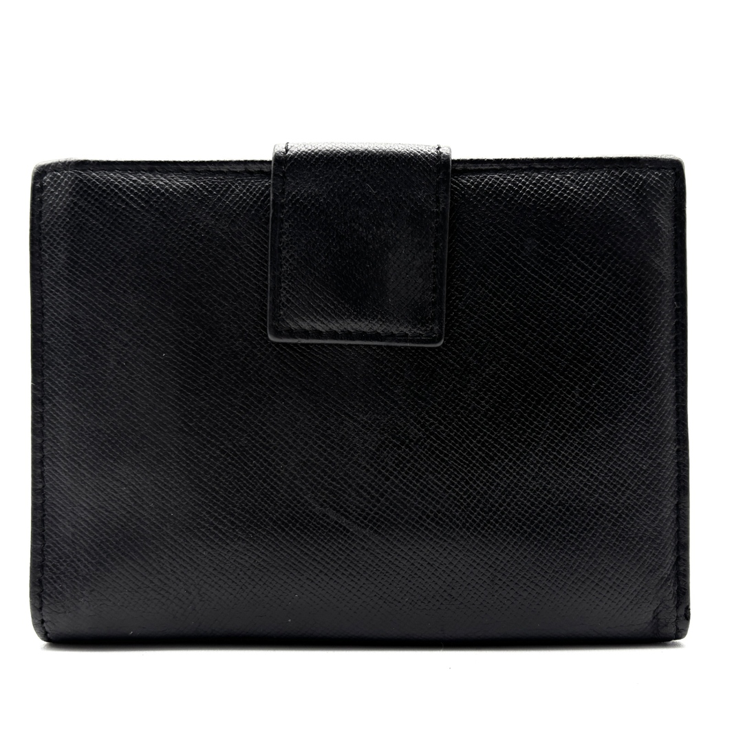 PRADA - 美品 PRADA プラダ 三つ折り財布 三角ロゴ サフィアーノレザー