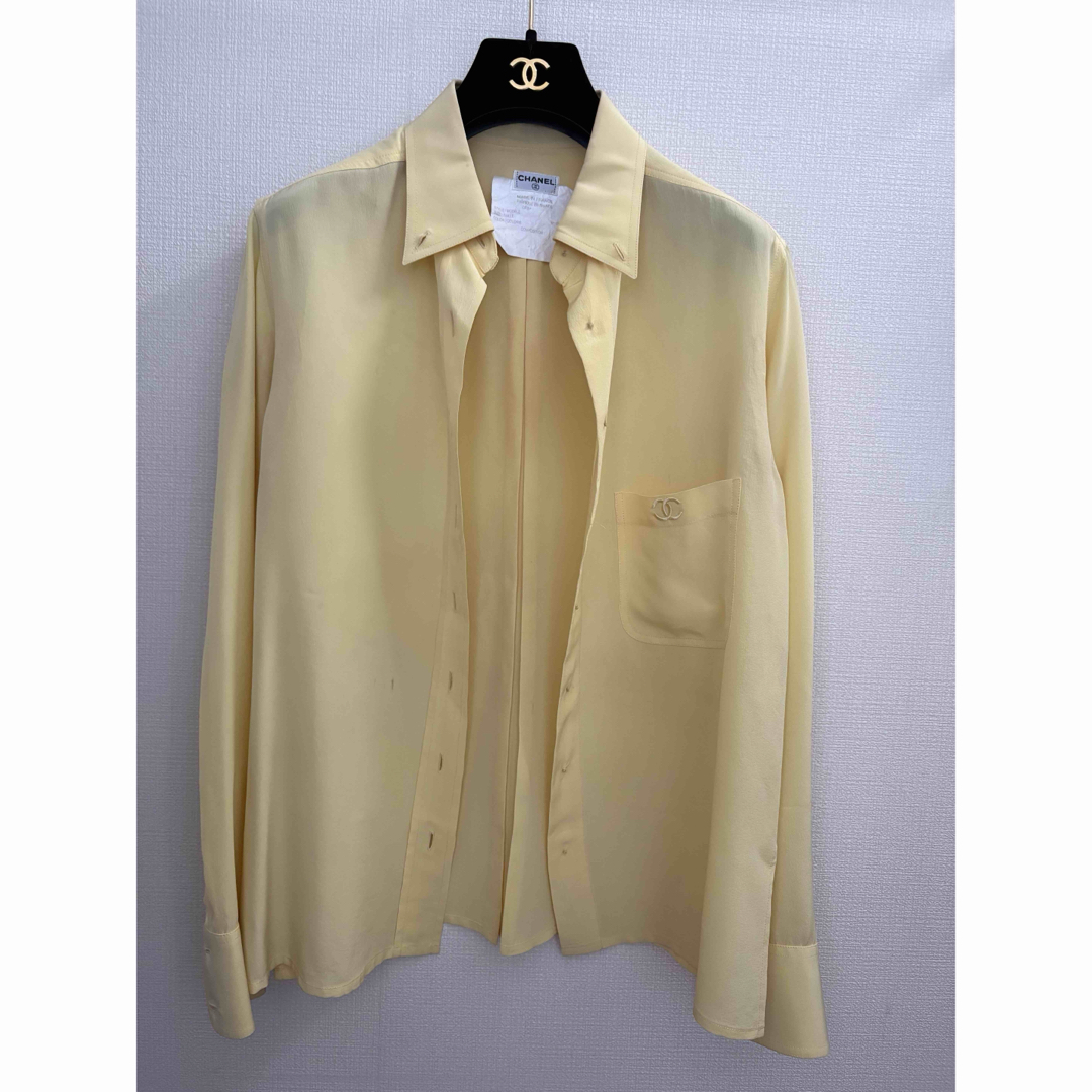 CHANEL - 【ボタンなし・汚れあり】シャネルブラウス 黄色 シルクの