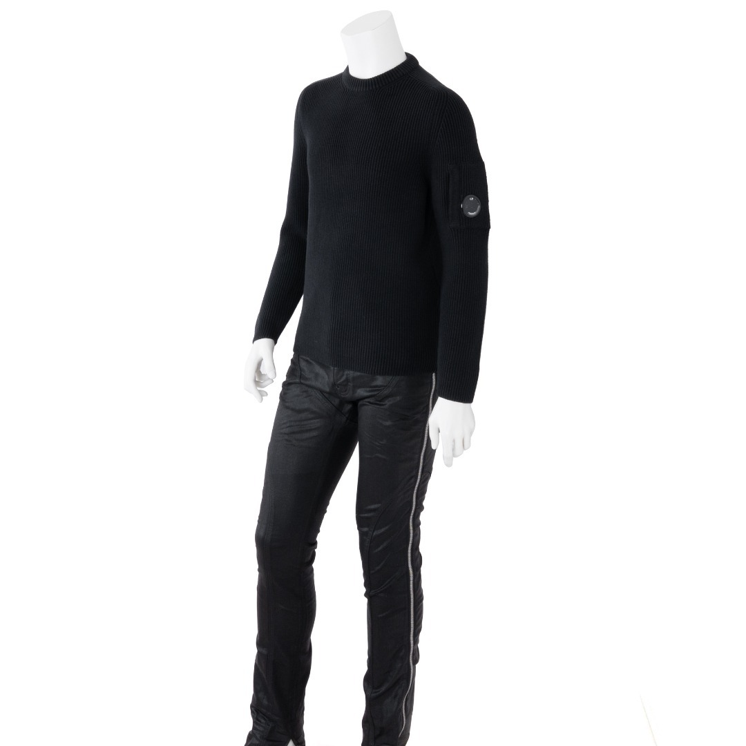 C.P. Company - 新品 C.P. COMPANY クールネック ニットの通販 by