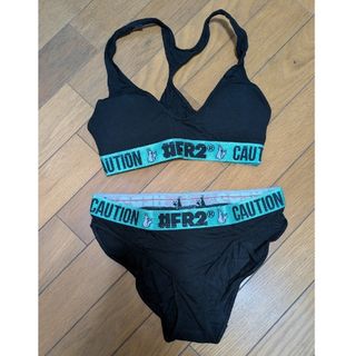 FR2（ブラ&ショーツセット）のフリマアイテム一覧