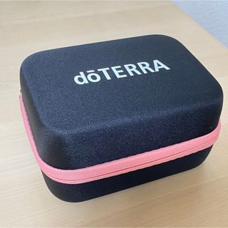 doTERRA - ドテラロゴ入り10mlロールオンボトル 3本セットの通販 by