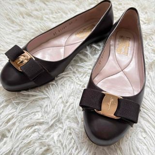 Salvatore Ferragamo - 最終お値下げ フェラガモ ヴァラシューズの通販