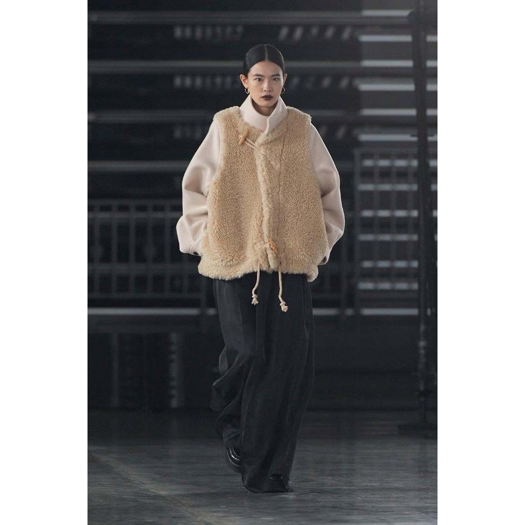 HYKE - HYKE 25AW ファー ダッフルコート クリーム 新品 ハイクの通販