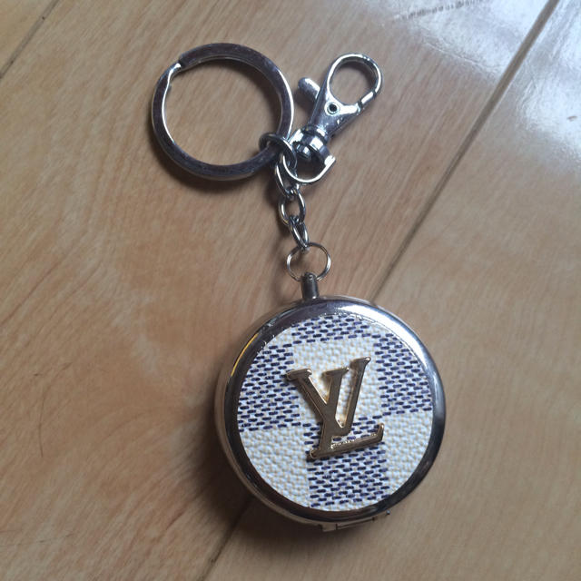 ルイヴィトン♡携帯灰皿の通販 by rakuma｜ラクマ