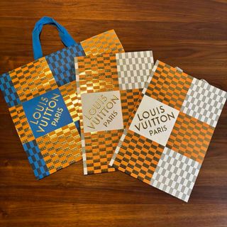 LOUIS VUITTON（ショップ袋）のフリマアイテム一覧