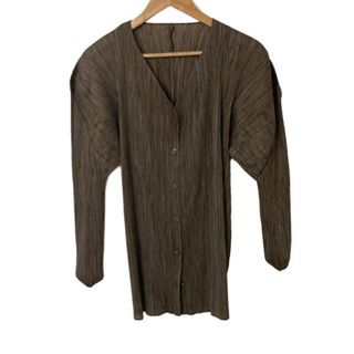PLEATS PLEASE ISSEY MIYAKE（カーディガン）のフリマアイテム一覧