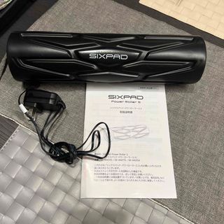 SIXPAD - シックスパッド 充電器の通販 by ちくわ's shop｜シックス