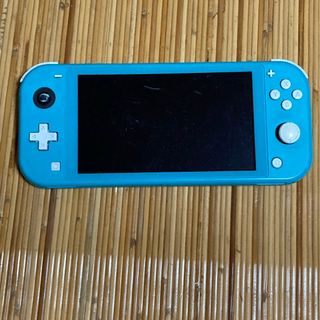 Nintendo Switch - Switch ライト 箱無し 充電器有の通販 by ふにゃ