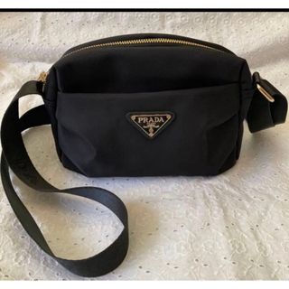 PRADA（ショルダーバッグ）のフリマアイテム一覧