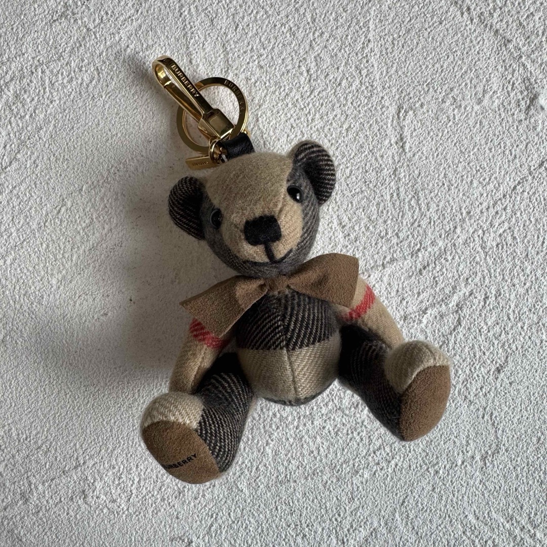 バーバリー キーホルダー トーマスベア ノバチェック 本革 黒 ゴールド