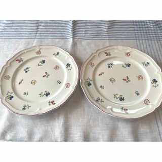 ビレロイ&ボッホ - Villeroy & Boch22cmプレート2枚セットの通販 by