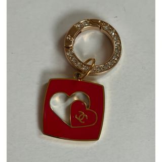 CHANEL - シャネル 2025 ホリデー チャーム カメリア コメット