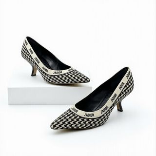 Christian Dior（ハイヒール/パンプス）のフリマアイテム一覧