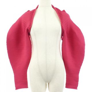 PLEATS PLEASE ISSEY MIYAKE（ピンク/桃色系）のフリマアイテム一覧