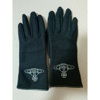 Vivienne Westwood（手袋）のフリマアイテム一覧