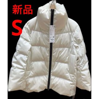 UNIQLO（ダウンジャケット ・ ホワイト/白色系）のフリマアイテム一覧