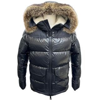 MONCLER（ファー ・ ダウンジャケット）のフリマアイテム一覧
