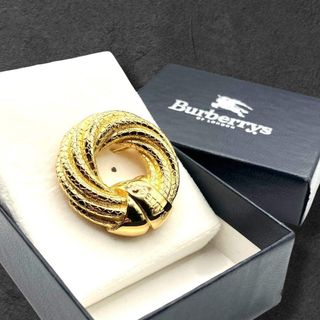 BURBERRY（ブローチ/コサージュ）のフリマアイテム一覧