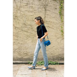 MANOLO BLAHNIK - M11242 マノロブラニク ハンギシ ビジュー レース