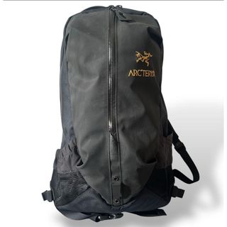 ARC'TERYX（バッグパック/リュック ・ ゴールド/金色系）のフリマ