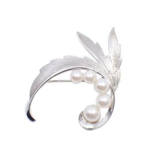 MIKIMOTO（ブローチ/コサージュ）のフリマアイテム一覧