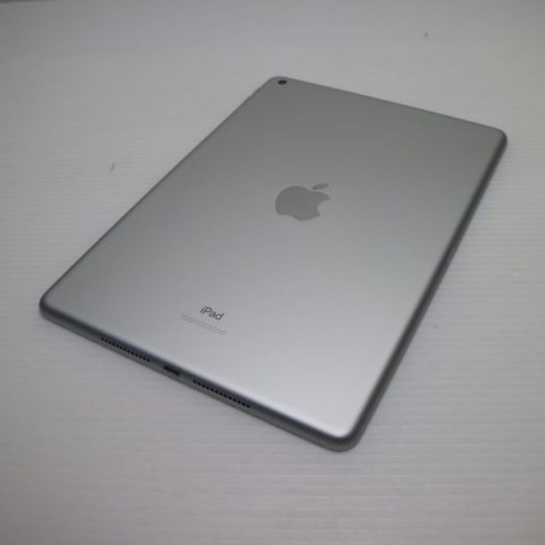 iPad - 新品同様 iPad 第9世代 Wi-Fi 64GB シルバー M666の通販 by