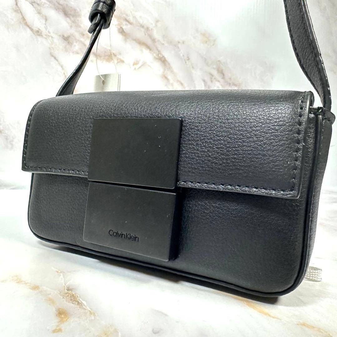 Calvin Klein - 【未使用級タグ付】Calvin Klein ショルダーバッグ