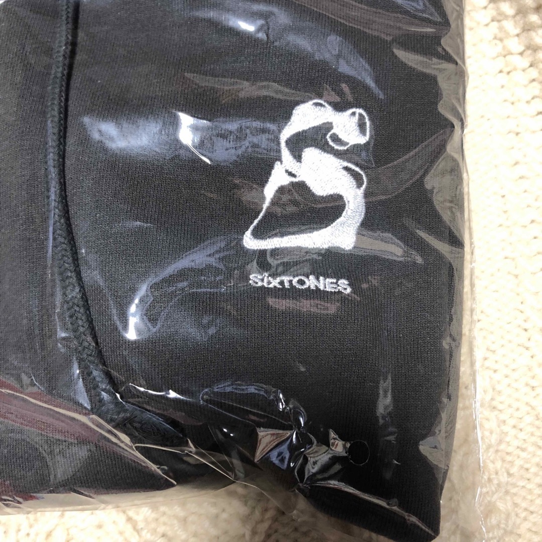 SixTONES - 新品未開封◉ MILESixTONES パーカー SixTONESの通販 by