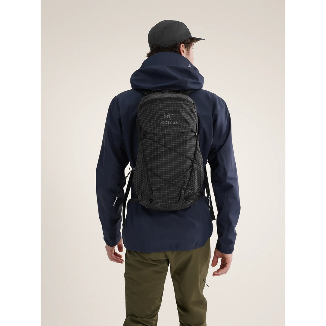 ARC'TERYX - 【新品】ARC'TERYX アークテリクス エアリオス 18 バック