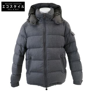 MONCLER（ダウンジャケット ・ グレー/灰色系）のフリマアイテム一覧