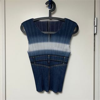 PLEATS PLEASE ISSEY MIYAKE（カットソー(半袖/袖なし)）のフリマ