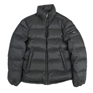 PRADA（ダウンジャケット）のフリマアイテム一覧