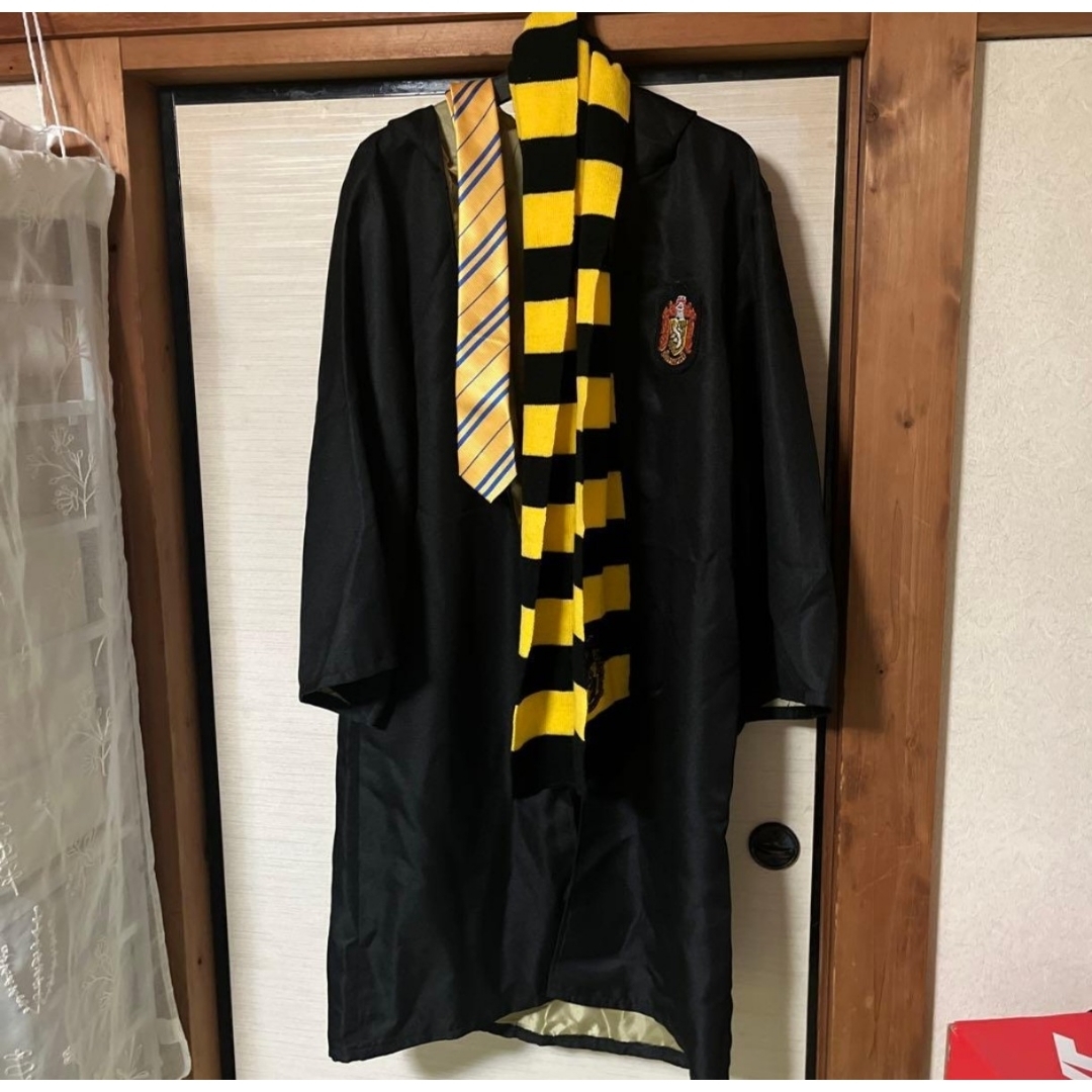 usj ハリーポッター ハッフルパフ セット ローブ マフラー ネクタイの