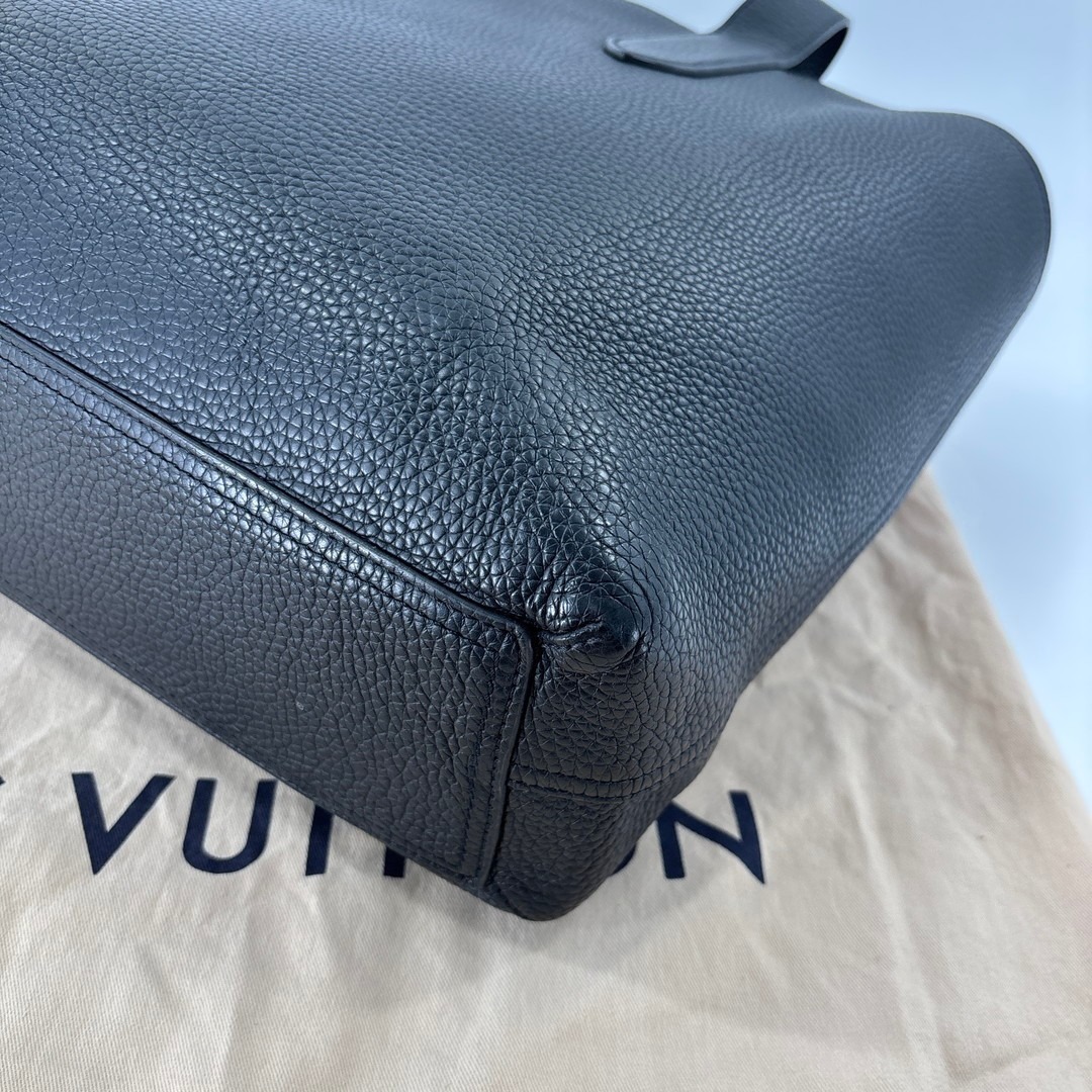 LOUIS VUITTON - 超極美品 ルイヴィトン トリヨンレザー カバ