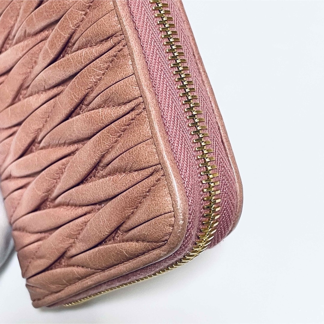 MIU MIU - ミュウミュウ 長財布 箱Gカード有 ファスナー マテラッセ