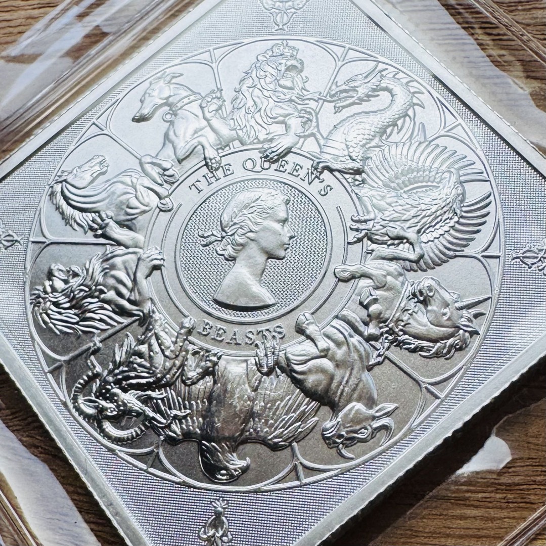 クイーンズビースト コンプリーター 1オンス