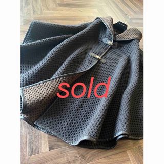 Salvatore Ferragamo（ポンチョ）のフリマアイテム一覧