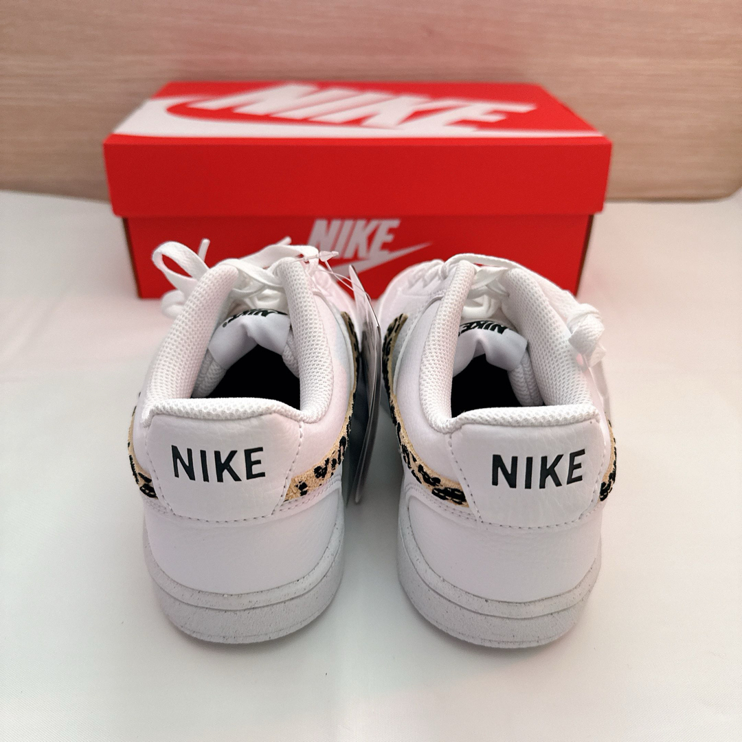 NIKE - 【新品】NIKE コートビジョンLO SE 25cm ヒョウ柄の通販 by