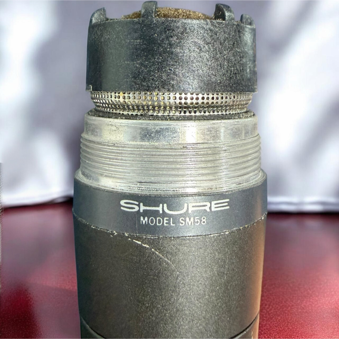 SHURE SM58 ビンテージ、ポルシェロゴ。動作品ですがキズありです